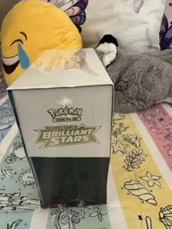 Pokemon Center Elite Trainer Box Brilliant Stars (Pokemon TCG: SWSH) SEALED - Image 4