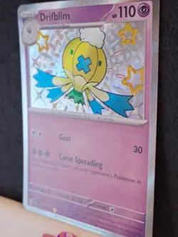 Drifblim 156/091 Sv: Paldean Fates Holo Baby Shiny Pokemon TCG LP (Indentation) - Image 2