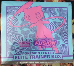 Pokemon TCG Sword & Shield-Fusion Strike Pokemon Center Elite Trainer Box - Image 1