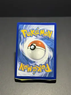 Pokemon TCG Lumineon v GG39/GG70 Crown Zenith: Galarian Gallery Holo NM - Image 2