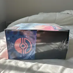 Pokemon TCG: Chaos Rising Pokemon Center ETB Factory Sealed - In hand - Image 3