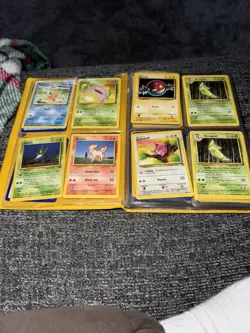 Vintage Pokemon Binder With Of Vintage 1999 Cards MP-LP. Binder Condition HP - Image 4