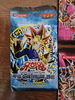 1996 Yugioh Korean 4 Pks - Magician's Force & 1 Pk Legends of blue-eyed dragon - Image 4