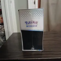 Pokemon TCG Scarlet&Violet Prismatic ETB - Image 2
