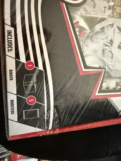 Slight Plastic Damage Sam’s Club Pokemon White Flare Binder Collection Bundle - Image 2