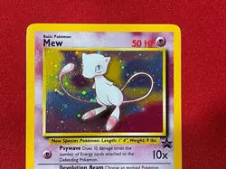 Pokemon card Pokemon MEW HOLO Black Star Promo #9 - Image 4