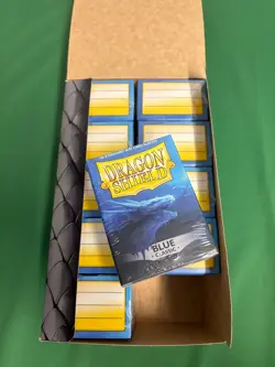 Dragon Shield Classic Blue Display - 10 Boxes Of 100 Protective Sleeves - Image 3