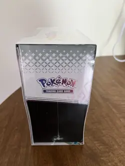 Pokemon TCG Scarlet & Violet Prismatic Evolutions Elite Trainer Box, Eevee - Image 3