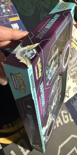 Pokemon TCG Vaporeon VMAX Premium Collection Box Sealed Unopened - Image 3