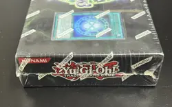 Konami Yu-Gi-Oh! Legendary Collection 3 Yugi's World 1st Edition Box - Image 5