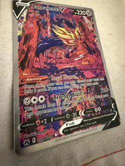 Pokemon Zamazenta V GG54/GG70 Crown Zenith Ultra Rare Full Art Holo English - Image 2