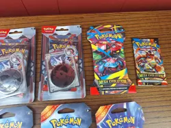Mixed lot of 15 Pokemon TCG Booster packs Sealed - Image 3