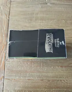 Pokemon TCG Sword and Shield Evolving Skies Elite Trainer Box ETB Sealed - Image 4