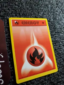 Pokemon Fire Energy 98/102 1st Edition Base Set Shadowless Card NM - Image 3