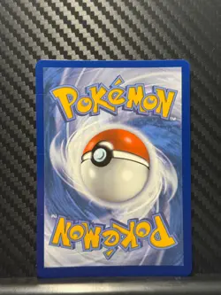 Pokemon TCG Zamazenta 102/185 Amazing Rare Vivid Voltage Holo English 2020 - Image 2