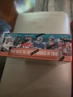 Panini NFL Five 2019 Trading Card Game Box 316 Cards Legendary Foil Mahomes - Image 3
