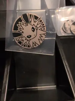 Pokemon Jolteon Mini Coin Colors From 151 Chinese - Image 1
