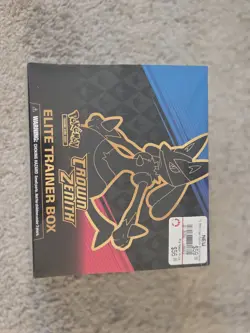 POKEMON CROWN ZENITH FACTORY SEALED ELITE TRAINER BOX ETB With Protector - Image 2