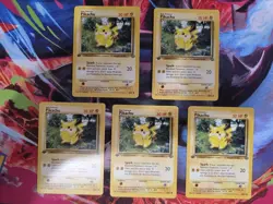 X5 Pokemon Jungle First Edition Pikachu 60/64 WOTC - Image 1