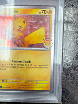 2026 POKEMON TEF EN PIKACHU POKEMON DAY 2026 COLLECTION #051 💎PSA 10 - Image 5