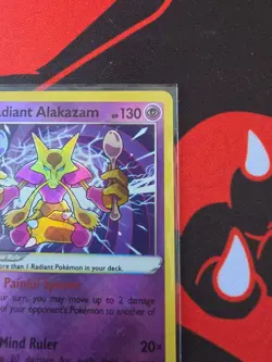 Radiant Alakazam 059/195 Silver Tempest Radiant Rare Holo Pokemon Card NM - Image 3