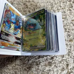 Pokemon lot of some good condition cards(Couldn’t fit all the cards in the pics) - Image 3