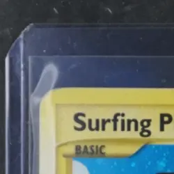 2009 POKEMON PLATINUM RISING RIVALS #114/111 SURFING PIKACHU HOLO SECRET RARE - Image 3
