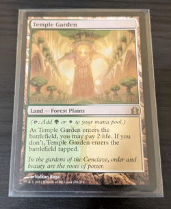 Magic The Gathering Return To Ravnica Temple Garden - Land Card (Non-Foil) - Image 1