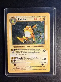 Wizards of the Coast Pokemon TCG Raichu 14/102 Base Set Holo Rare 80 HP - Image 1