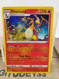 Charizard - 025/185 - : Vivid Voltage - Pokemon TCG Card HOLO - Near Mint NM - Image 1