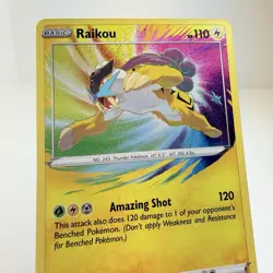 Raikou 050/185 Vivid Voltage NM Holo Foil Amazing Rare Pokemon Card - Image 5