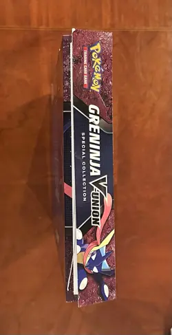 Pokemon TCG Greninja V-Union Special Collection Box - Image 4