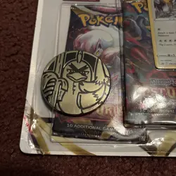Pokemon TCG: Sword & Shield - Lost Origin Blister Pack - 3 Booster Packs 820650850608 - Image 3