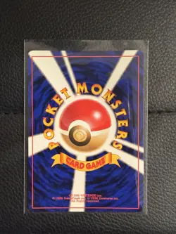 1997 Japanese Jungle Holographic Snorlax #143 Pokemon Card - Image 2