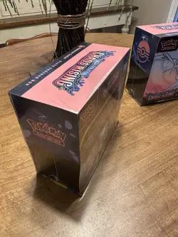 Pokemon Chaos Rising 2x Pokemon Center ETB, 1x Booster Box - Sealed - Image 3