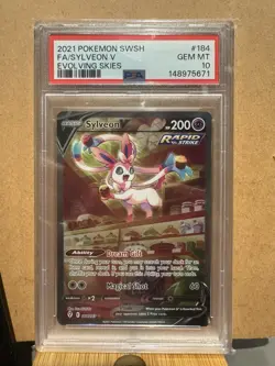 Pokemon TCG Sylveon v Evolving Skies Holo Ultra Rare Card 074/203 - Image 1