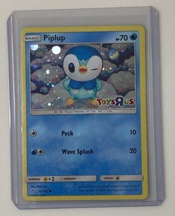Pokemon Piplup Foil Card #32/156 Toys R Us 2018 Promo Not Played - Curve/Bow - Image 1