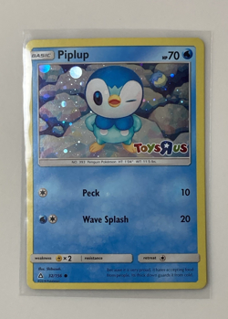 Pokemon Piplup Foil Card #32/156 Toys R Us 2018 Promo Not Played - Curve/Bow - Image 3
