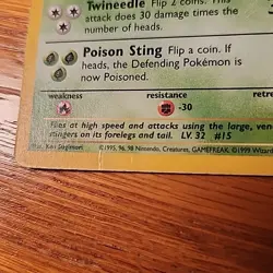 Beedrill - Base Set - 17/102 - Rare Non Holo - HP - Pokemon Card - EN - WoTC - Image 4
