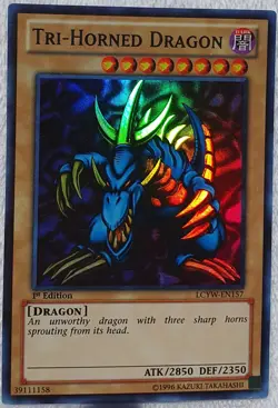 Yugioh 1x Tri-Horned Dragon LCYW-EN157 Super Rare 1st Edition Light Play - Image 1