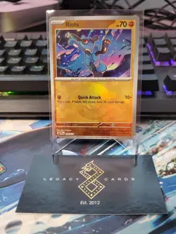 Riolu 050/131 - S&V: Prismatic Evolutions Pokeball Holo - Pokemon TCG (NM) - Image 1
