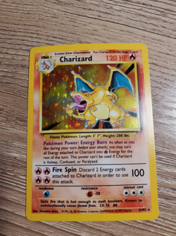 Charizard 004/102 Base Set Holo Excellent Condition Pokemon Card - Image 1