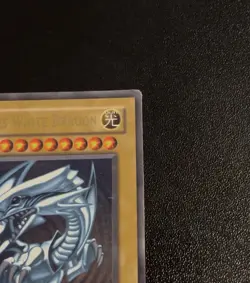 Blue-Eyes White Dragon SDK-001 Yu-Gi-Oh! Holo - Image 4