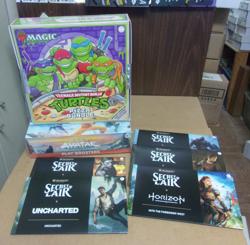 MTG TEENAGE MUTANT TURTLES PIZZA BUNDLE + AVATAR PLAY + (5) SECRET LAIR - Image 1