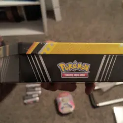 Pokemon TCG V Powers Tin Pikachu V & Eevee V Sealed English 2020 5pack boosters - Image 4