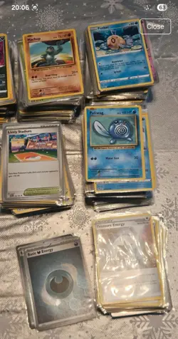 600 Pokemon Trading Card Bundle Job Lot Bundle With Tin - Image 3