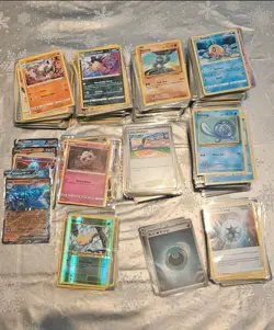 600 Pokemon Trading Card Bundle Job Lot Bundle With Tin - Image 4