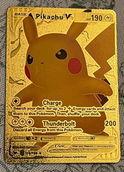 2020 POKEMON PIKACHU V CHARGE THUNDERBOLT GOLD CARD #170/185 - Image 1