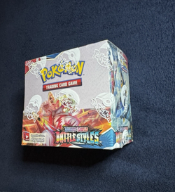 Pokemon Sword & Shield: Battle Styles Booster Box In Acrylic Case - Image 4