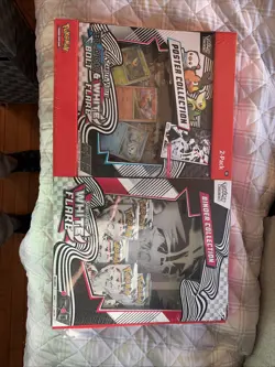 Pokemon Scarlet & Violet Black & White Bolt Flare White Flare Binder Poster Box - Image 1